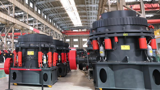 GYS全液壓圓錐破碎機(jī)簡介圖